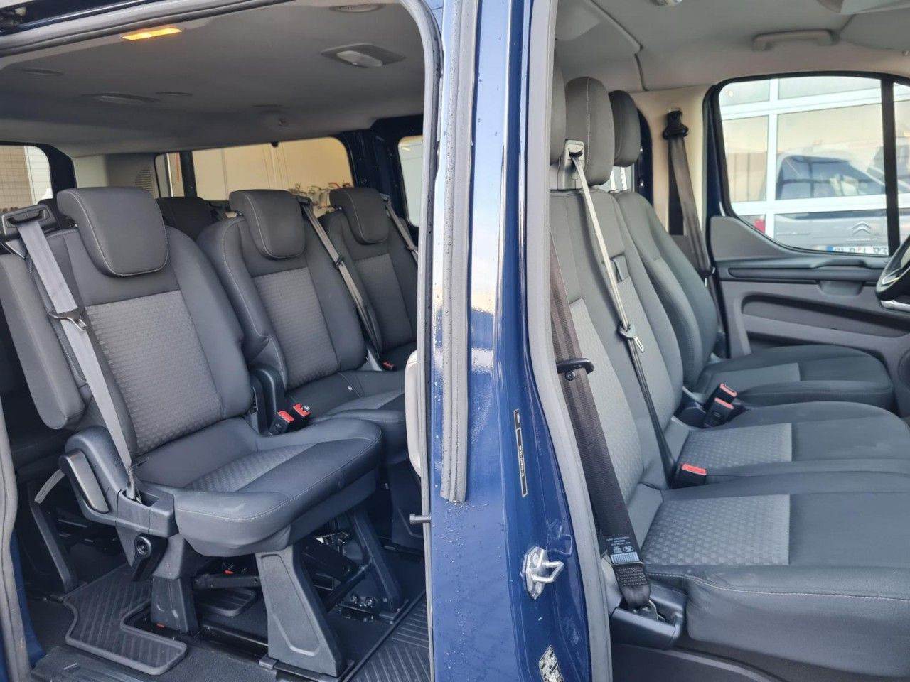Furgoneta de pasajeros Ford Transit Custom Kombi 320 L2 Trend 9 Sitze KLIMA: foto 13