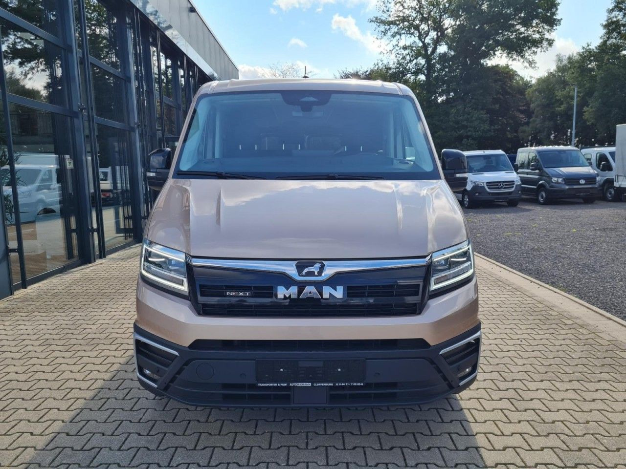 MAN TGE 3.180 TDi Kombi 9 Sitzer LED LM KAMERA Sonde - Furgoneta de pasajeros: foto 2 MAN TGE 3.180 TDi Kombi 9 Sitzer LED LM KAMERA Sonde - Furgoneta de pasajeros: foto 2