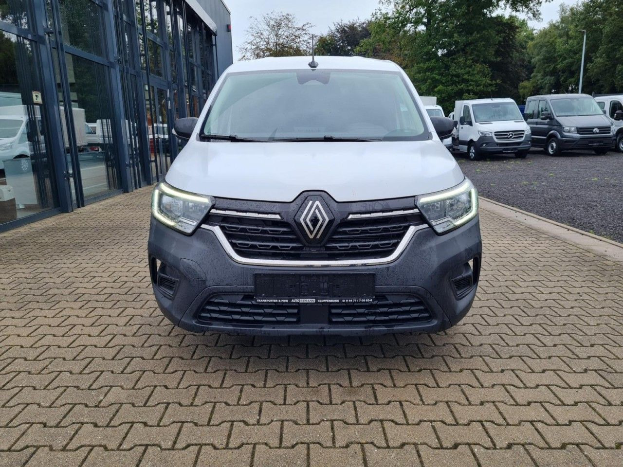 Renault Kangoo Van Kasten L1H1 TCe 1.3i KLIMA PDC TEMPOM - Furgoneta pequeña: foto 2 Renault Kangoo Van Kasten L1H1 TCe 1.3i KLIMA PDC TEMPOM - Furgoneta pequeña: foto 2