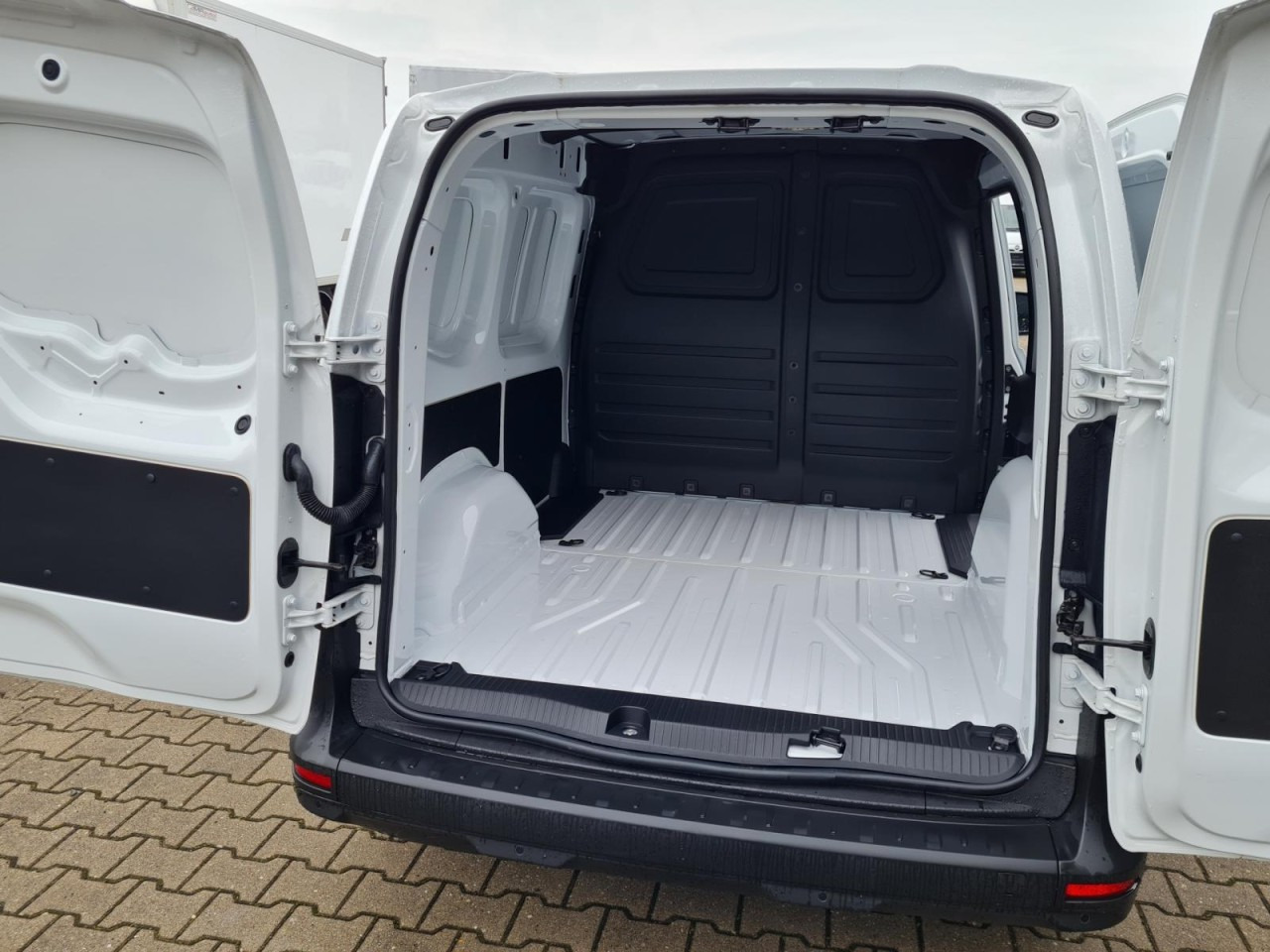 Furgoneta pequeña Renault Kangoo Van Kasten L1H1 TCe 1.3i KLIMA PDC TEMPOMAT: foto 8