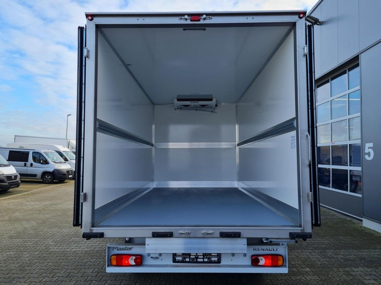Furgoneta frigorifica Renault Master Kühlkoffer STAND+FAHRKÜHL THERMOKING DRUC: foto 6