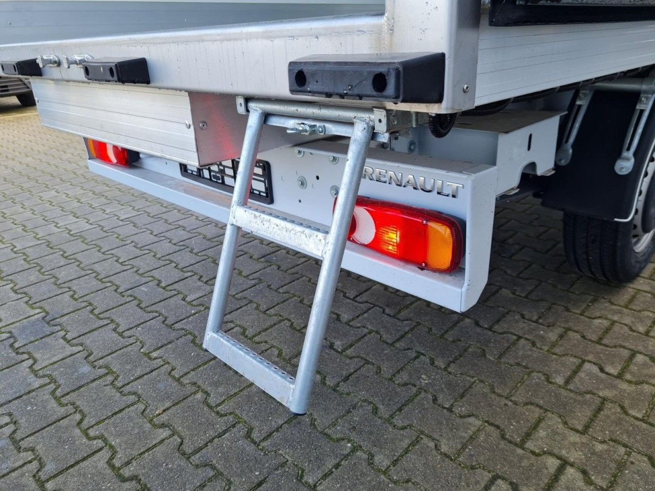 Furgoneta frigorifica Renault Master Kühlkoffer STAND+FAHRKÜHL THERMOKING DRUC: foto 18