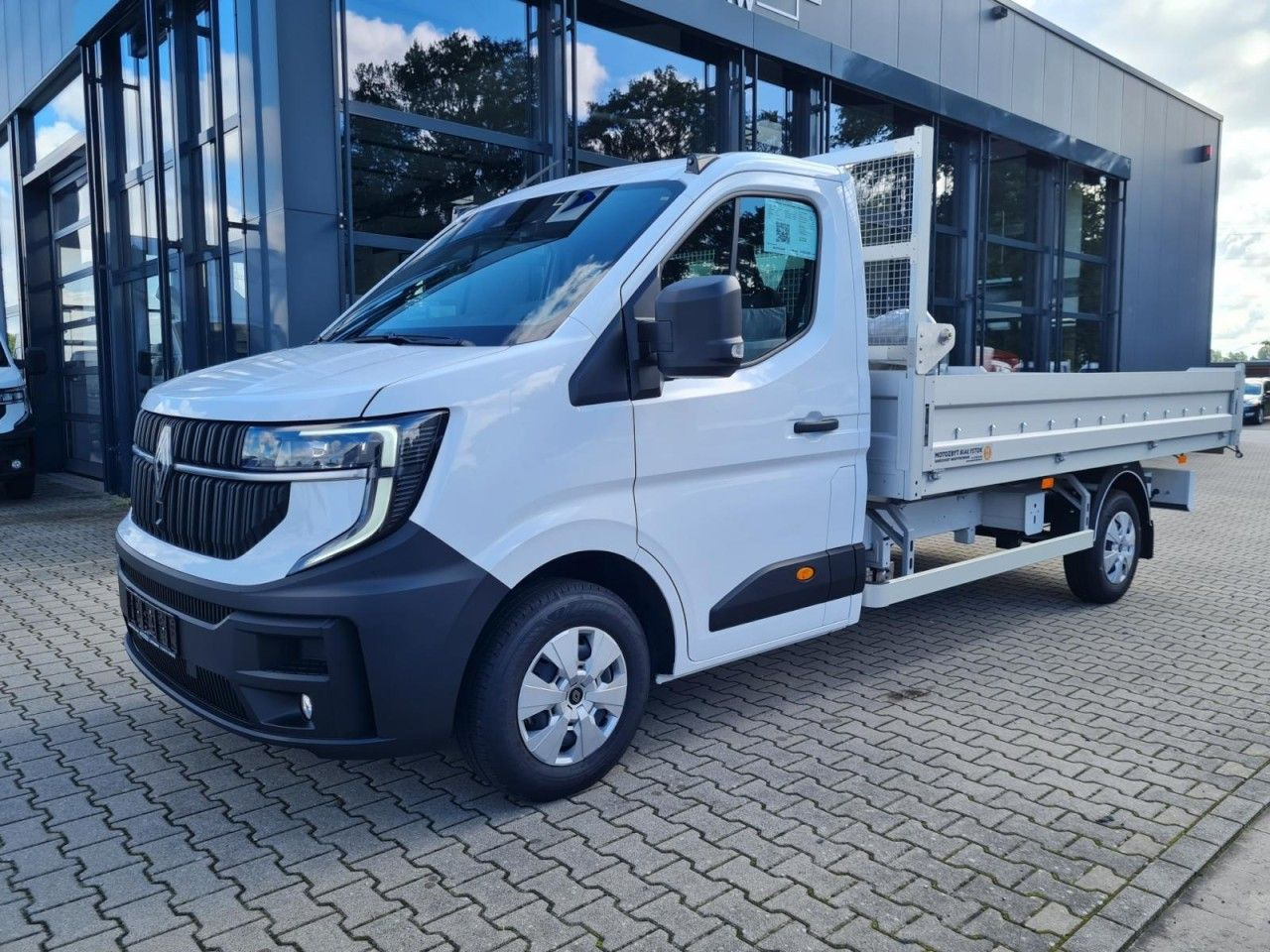 Renault Master New 35 Kipper Luftfederung Navi App, Klim - Furgoneta basculante: foto 2 Renault Master New 35 Kipper Luftfederung Navi App, Klim - Furgoneta basculante: foto 2
