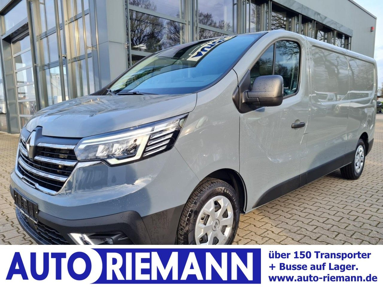 Renault Trafic Kasten 3,0t L2 LED AHK KLIMA PDC TEMPOMAT - Furgoneta pequeña: foto 1 Renault Trafic Kasten 3,0t L2 LED AHK KLIMA PDC TEMPOMAT - Furgoneta pequeña: foto 1