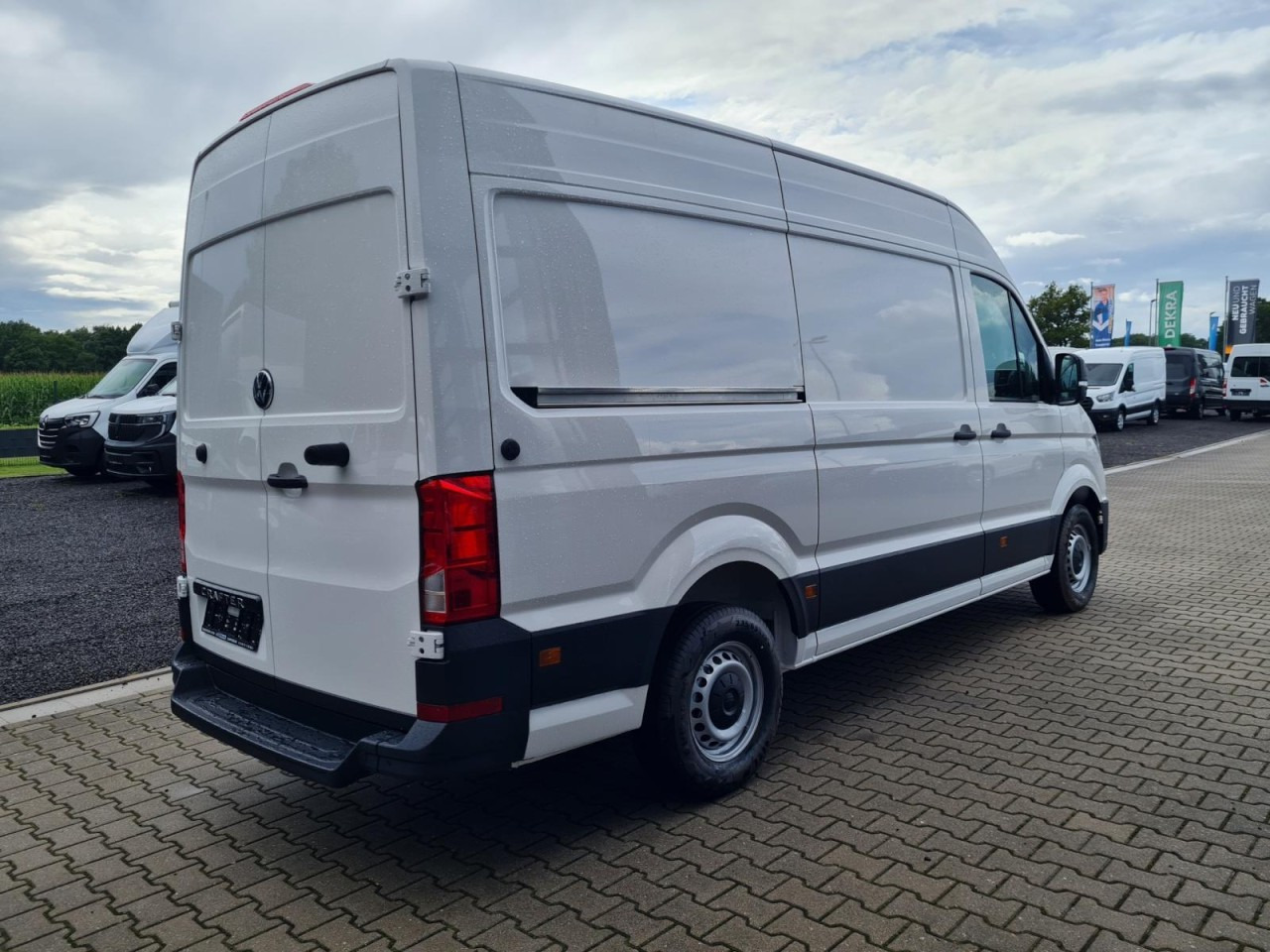 Volkswagen Crafter 35 Kasten TDI MR PDC WERKSTATTEINRICHTUNG - Furgón: foto 4 Volkswagen Crafter 35 Kasten TDI MR PDC WERKSTATTEINRICHTUNG - Furgón: foto 4