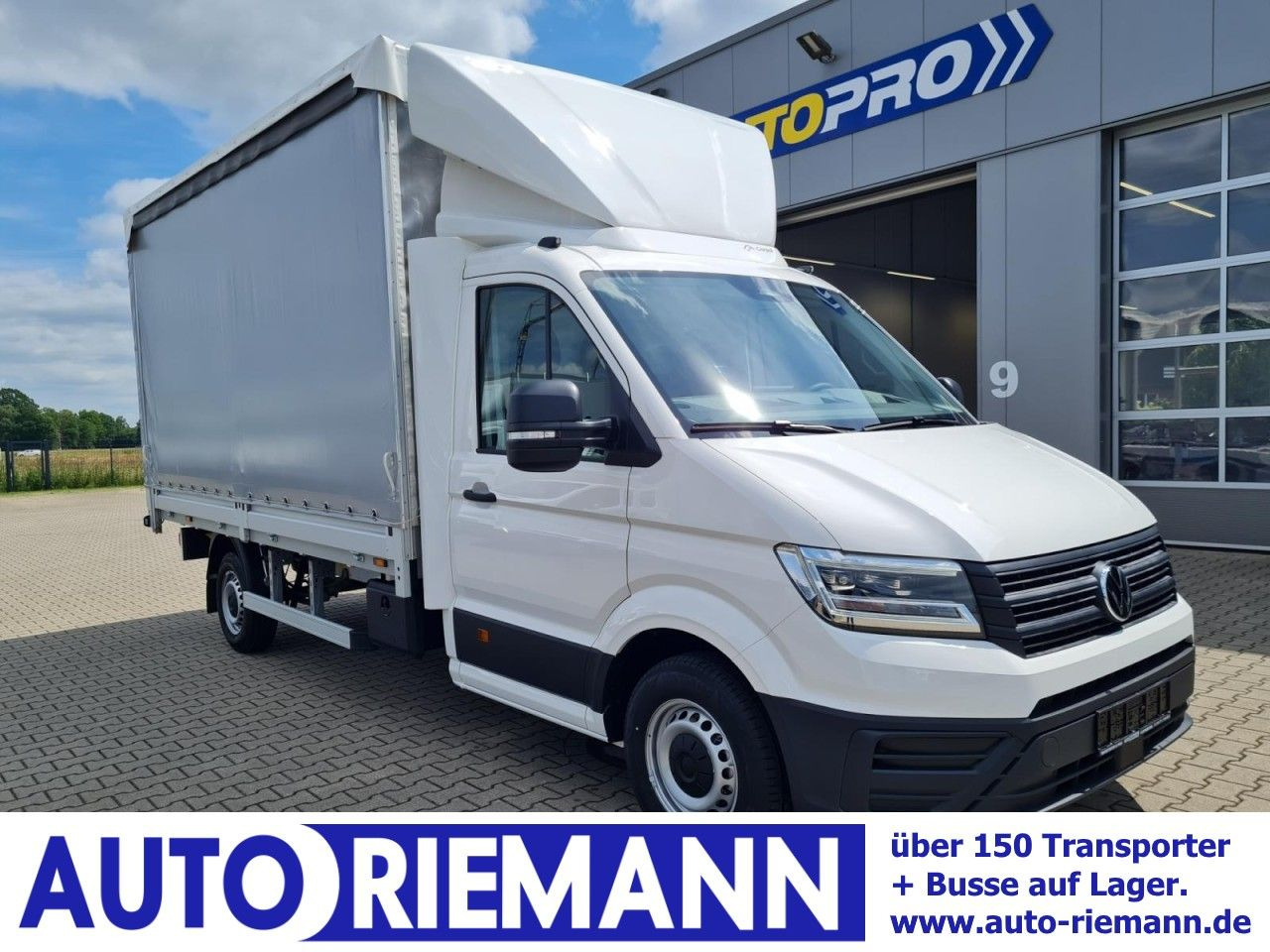 Volkswagen Crafter 35 TDI Pritsche Schiebe Plane LED TEMPOM - Furgoneta con lona: foto 1 Volkswagen Crafter 35 TDI Pritsche Schiebe Plane LED TEMPOM - Furgoneta con lona: foto 1
