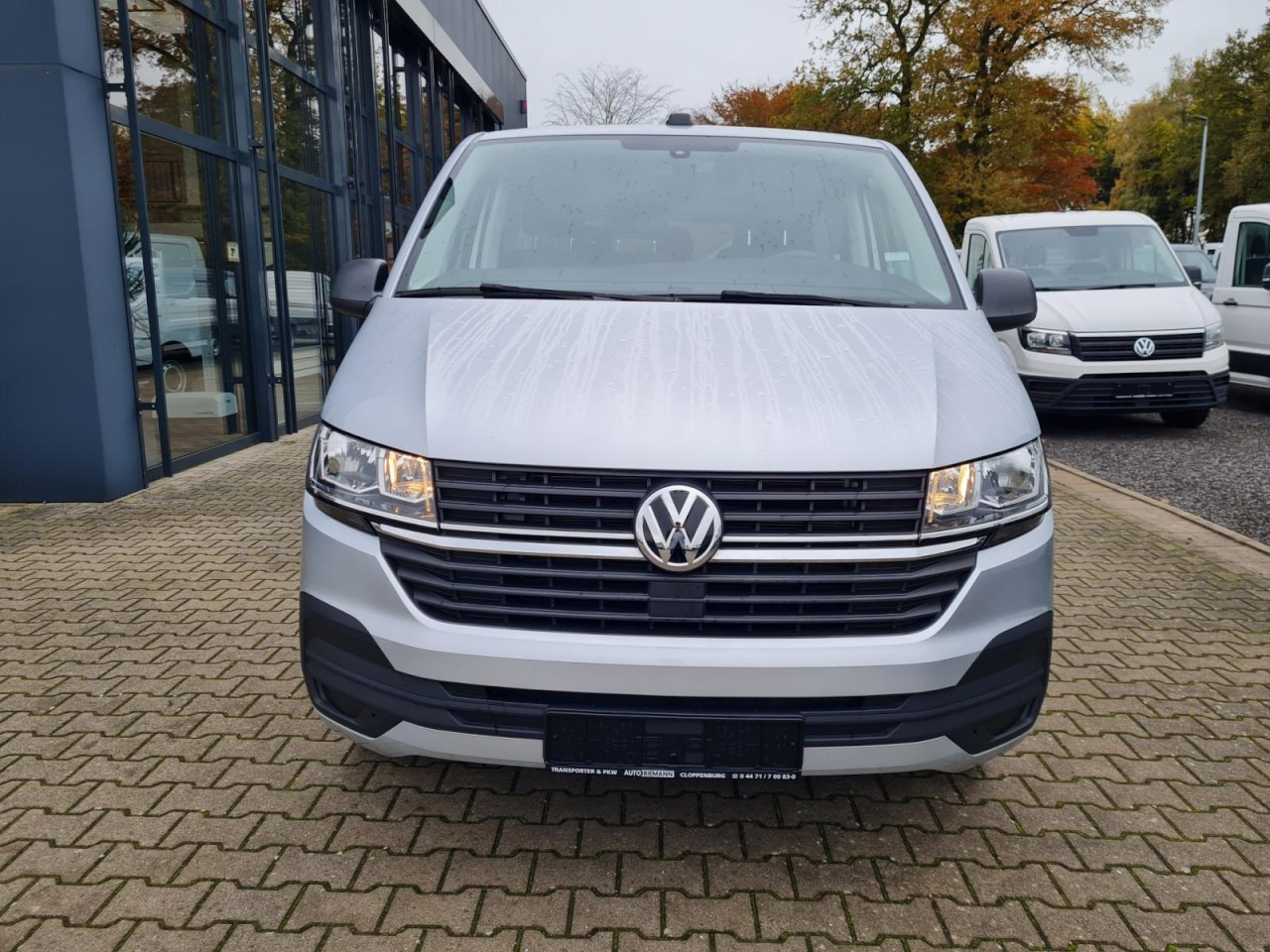 Volkswagen T6.1 Caravelle TDI lang 9 Sitzer 2 Schiebetüren Trendl. - Furgoneta combi: foto 2 Volkswagen T6.1 Caravelle TDI lang 9 Sitzer 2 Schiebetüren Trendl. - Furgoneta combi: foto 2