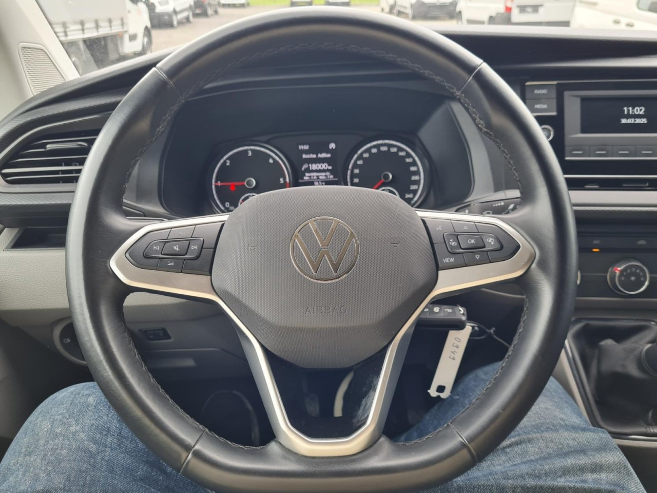 Furgoneta pequeña Volkswagen T6.1 Kasten lang Flügeltüren KLIMA KOMFORT TEMPOMAT: foto 10 Furgoneta pequeña Volkswagen T6.1 Kasten lang Flügeltüren KLIMA KOMFORT TEMPOMAT: foto 10