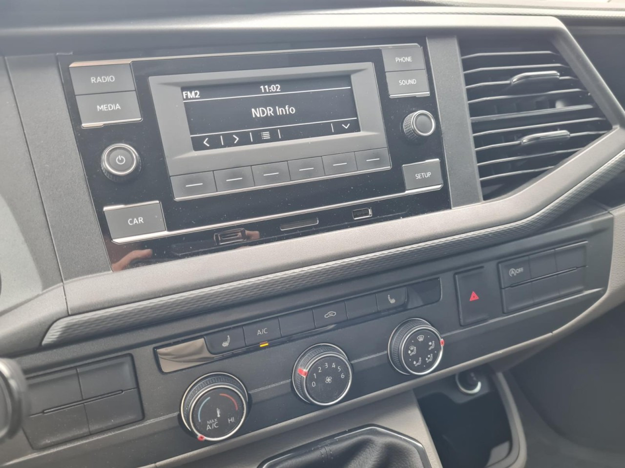 Furgoneta pequeña Volkswagen T6.1 Kasten lang Flügeltüren KLIMA KOMFORT TEMPOMAT: foto 13 Furgoneta pequeña Volkswagen T6.1 Kasten lang Flügeltüren KLIMA KOMFORT TEMPOMAT: foto 13