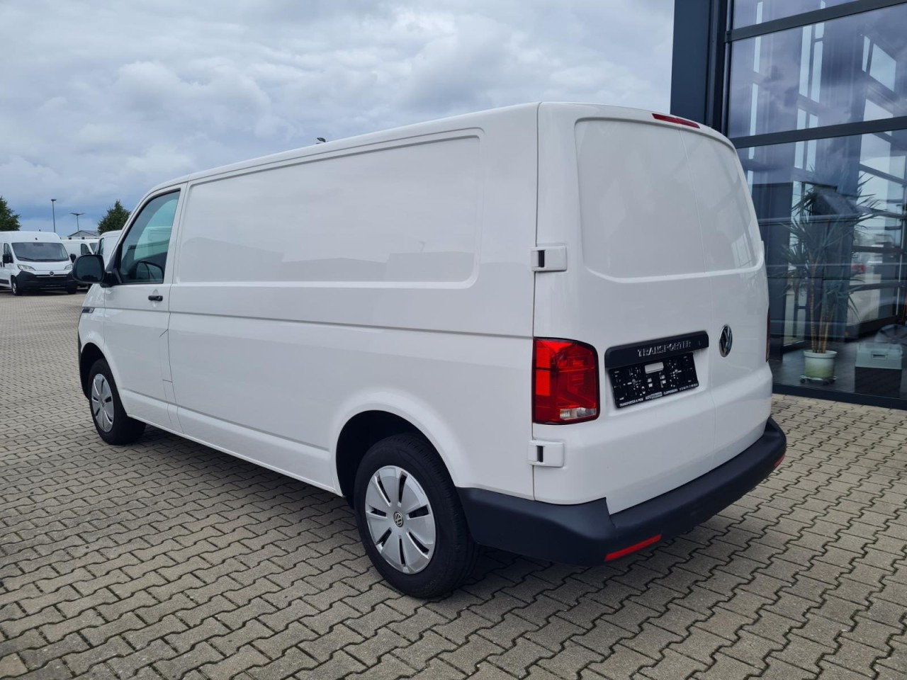 Furgoneta pequeña Volkswagen T6.1 Kasten lang Flügeltüren KLIMA KOMFORT TEMPOMAT: foto 8 Furgoneta pequeña Volkswagen T6.1 Kasten lang Flügeltüren KLIMA KOMFORT TEMPOMAT: foto 8