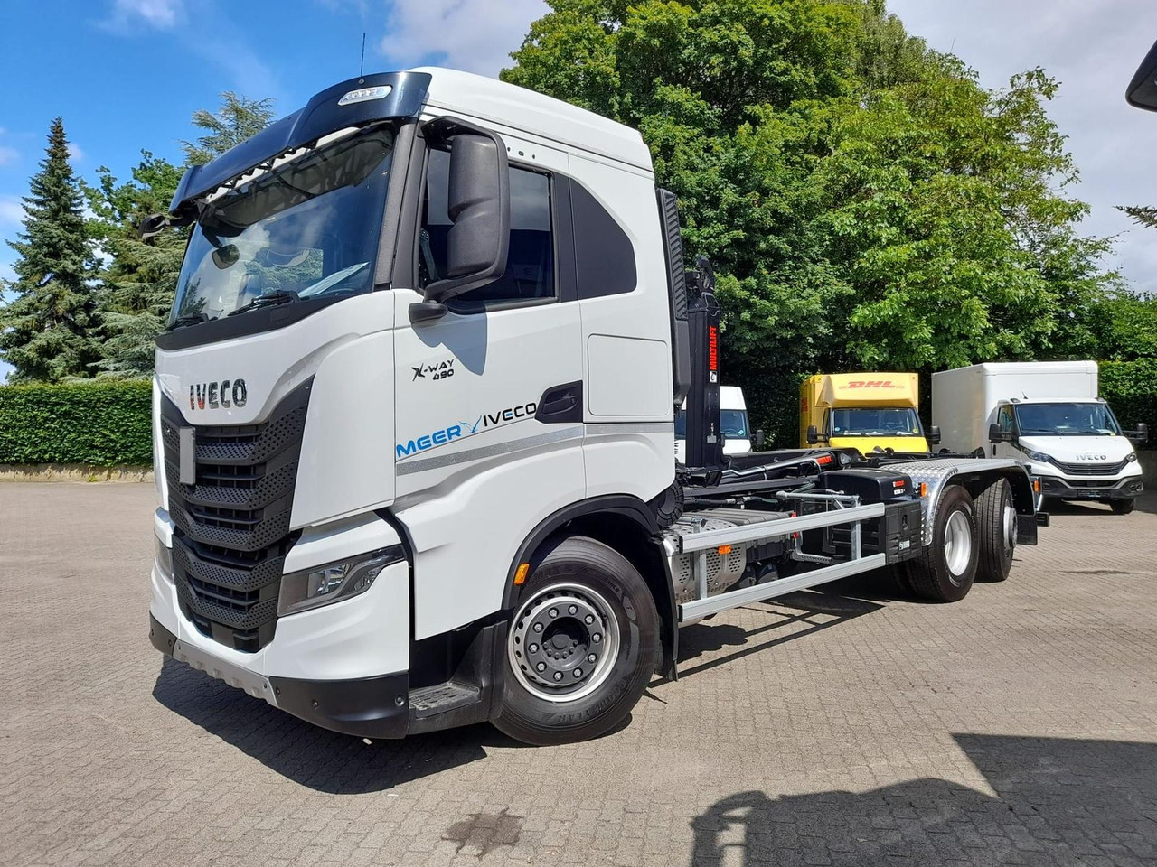 Iveco AD280X46Y/PS ON HIAB 490PS Lenk-Lift - Camión volquete: foto 1 Iveco AD280X46Y/PS ON HIAB 490PS Lenk-Lift - Camión volquete: foto 1