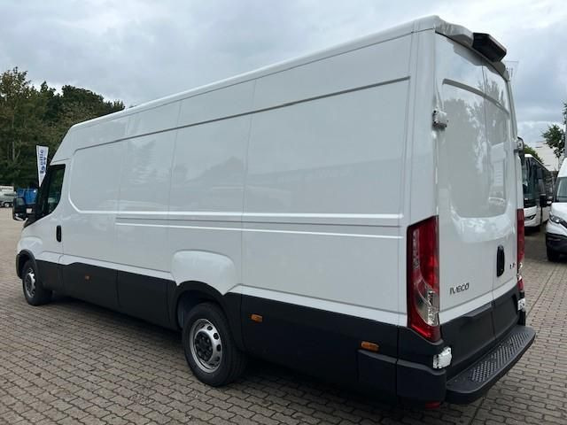 Iveco Daily 35S16A8V 4100 Automatik - Furgón: foto 5 Iveco Daily 35S16A8V 4100 Automatik - Furgón: foto 5