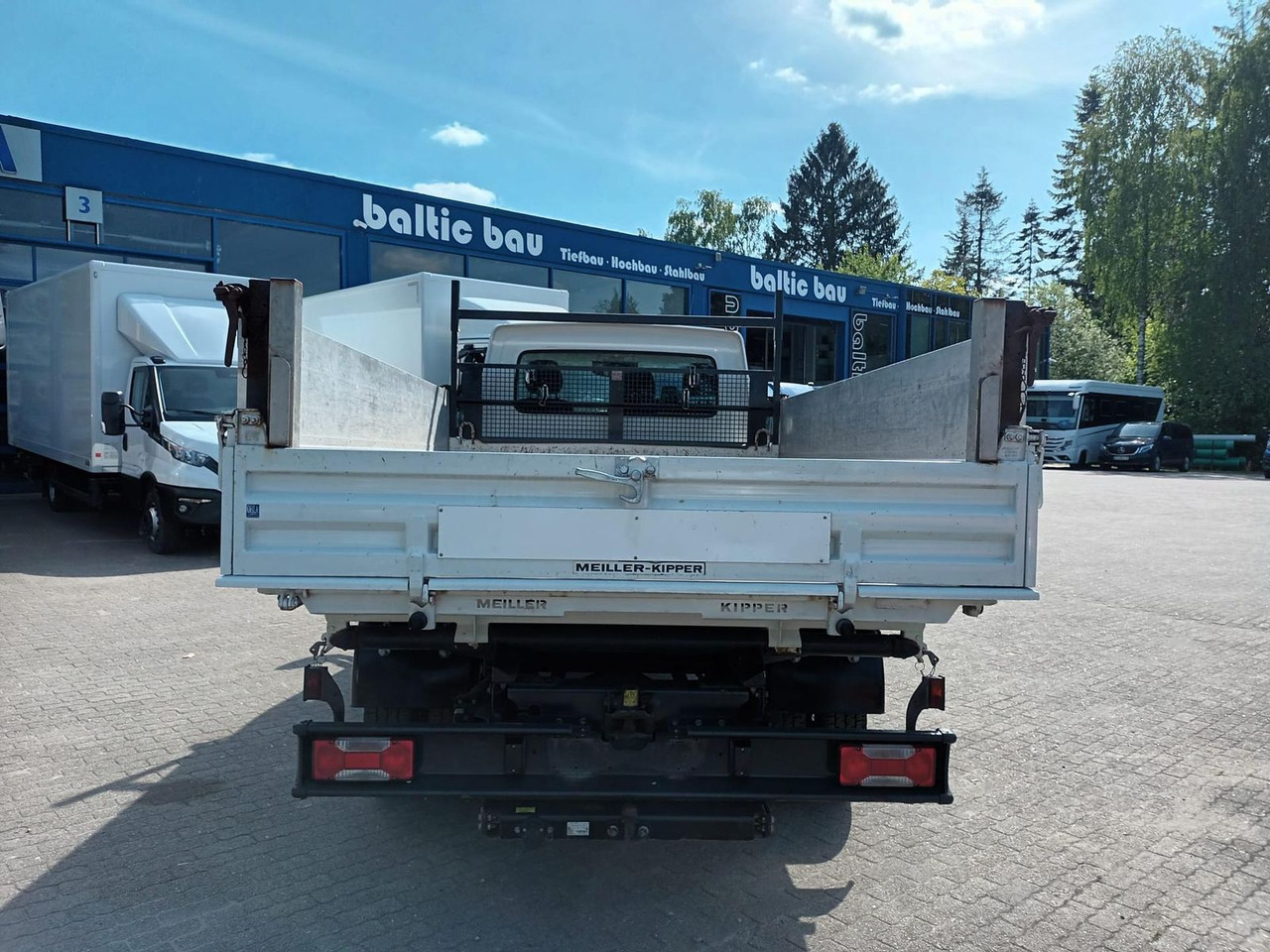 Iveco Daily 70C18H Meiler Dreiseitenkipper, AHK, Klima - Furgoneta basculante: foto 5 Iveco Daily 70C18H Meiler Dreiseitenkipper, AHK, Klima - Furgoneta basculante: foto 5