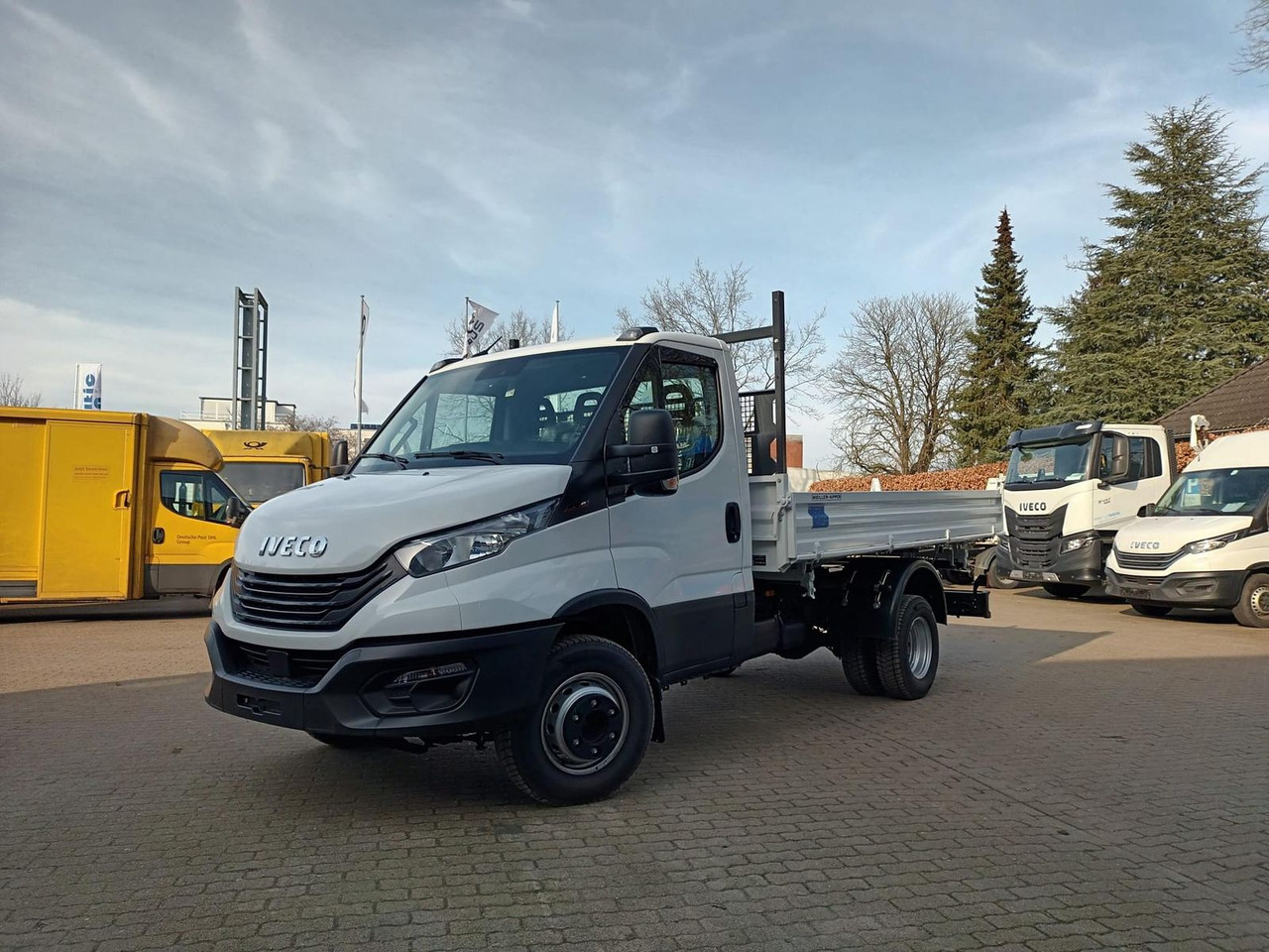 Iveco Daily 70C18H Meiller-Dreiseitenkipper Klima, AHK - Furgoneta basculante: foto 1 Iveco Daily 70C18H Meiller-Dreiseitenkipper Klima, AHK - Furgoneta basculante: foto 1