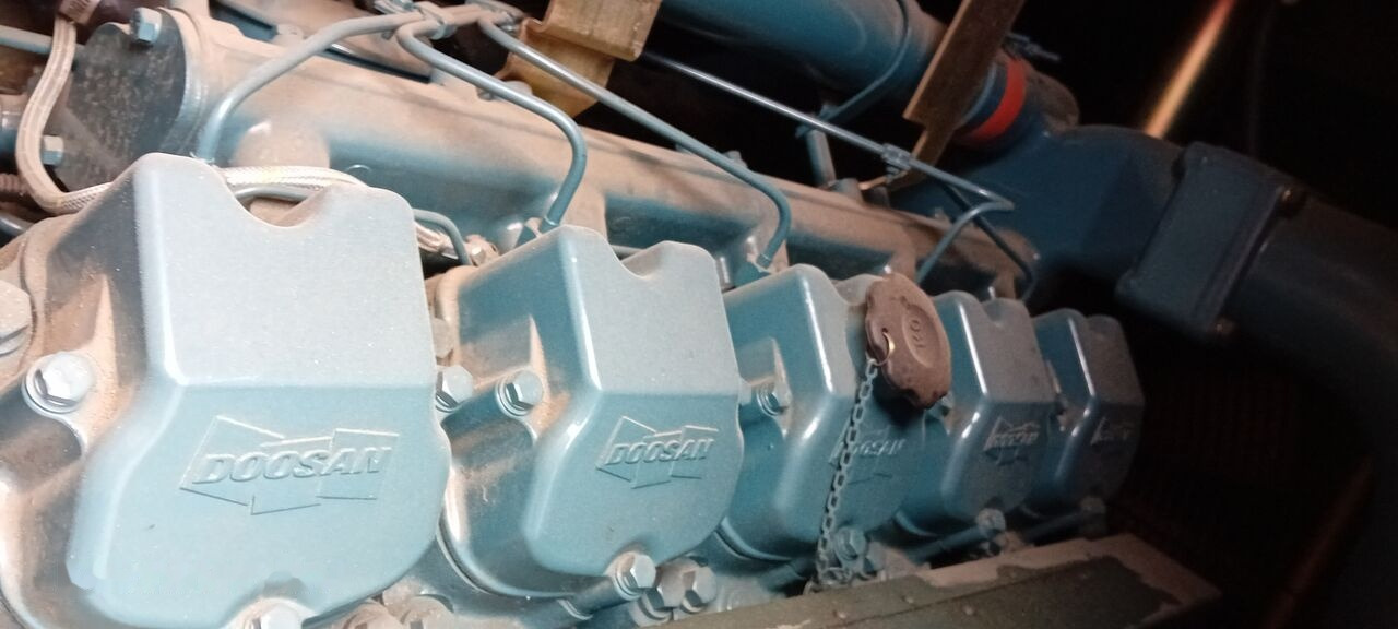 Generador industriale nuevo Cummins Agregat Prądotwórczy generator 1000 kw 1200 kw 1500 1650 Kva Fab: foto 39