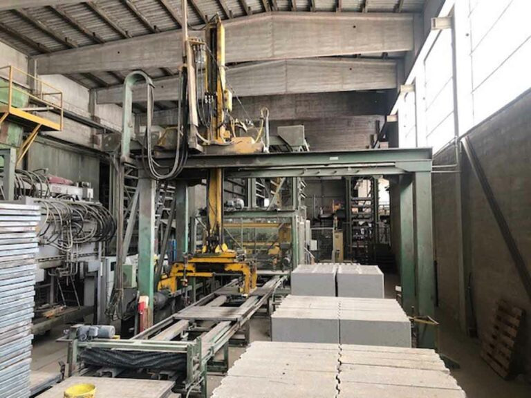 Henke Variant – Brick Manufacturing Plant / Steinfertigungsanlage - Máquina bloquera: foto 1 Henke Variant – Brick Manufacturing Plant / Steinfertigungsanlage - Máquina bloquera: foto 1