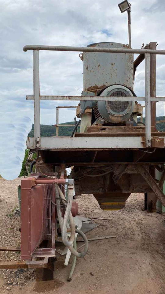 Krupp Cubria 90 – Cone crusher / Kegelbrecher - Trituradora de cono: foto 1 Krupp Cubria 90 – Cone crusher / Kegelbrecher - Trituradora de cono: foto 1