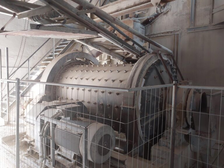 Krupp – rod mill / Stabrohrmühle - Machacadora: foto 1 Krupp – rod mill / Stabrohrmühle - Machacadora: foto 1