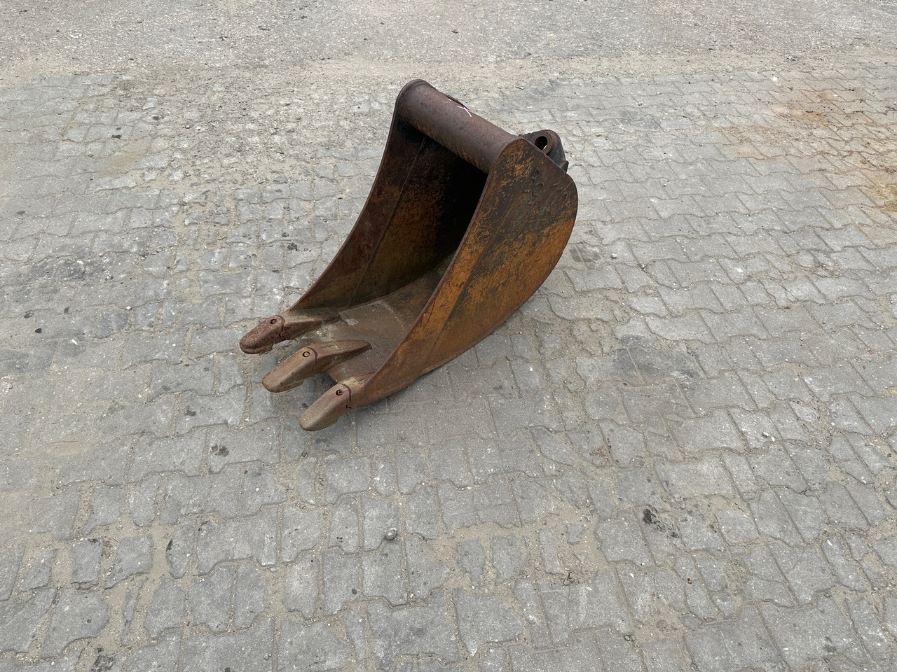 Baggerlöffel Mantovanibenne 40 cm - Cazo para excavadora para Maquinaria de construcción: foto 1 Baggerlöffel Mantovanibenne 40 cm - Cazo para excavadora para Maquinaria de construcción: foto 1