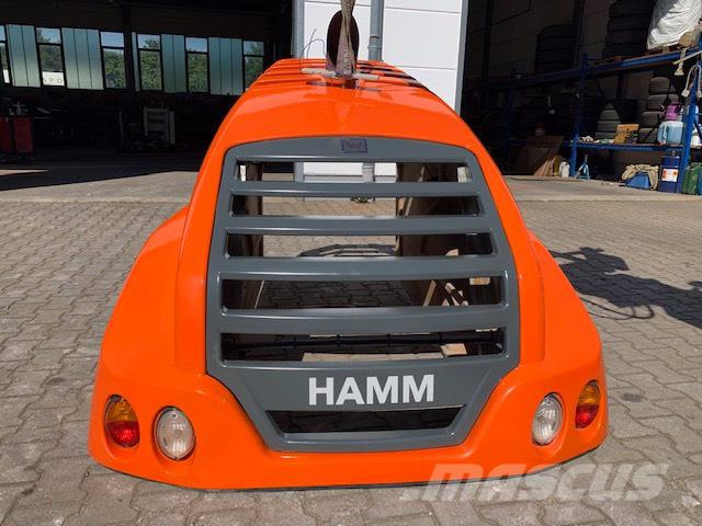 Hamm H13 H16 Motorhaube - Capota para Maquinaria de construcción: foto 5 Hamm H13 H16 Motorhaube - Capota para Maquinaria de construcción: foto 5