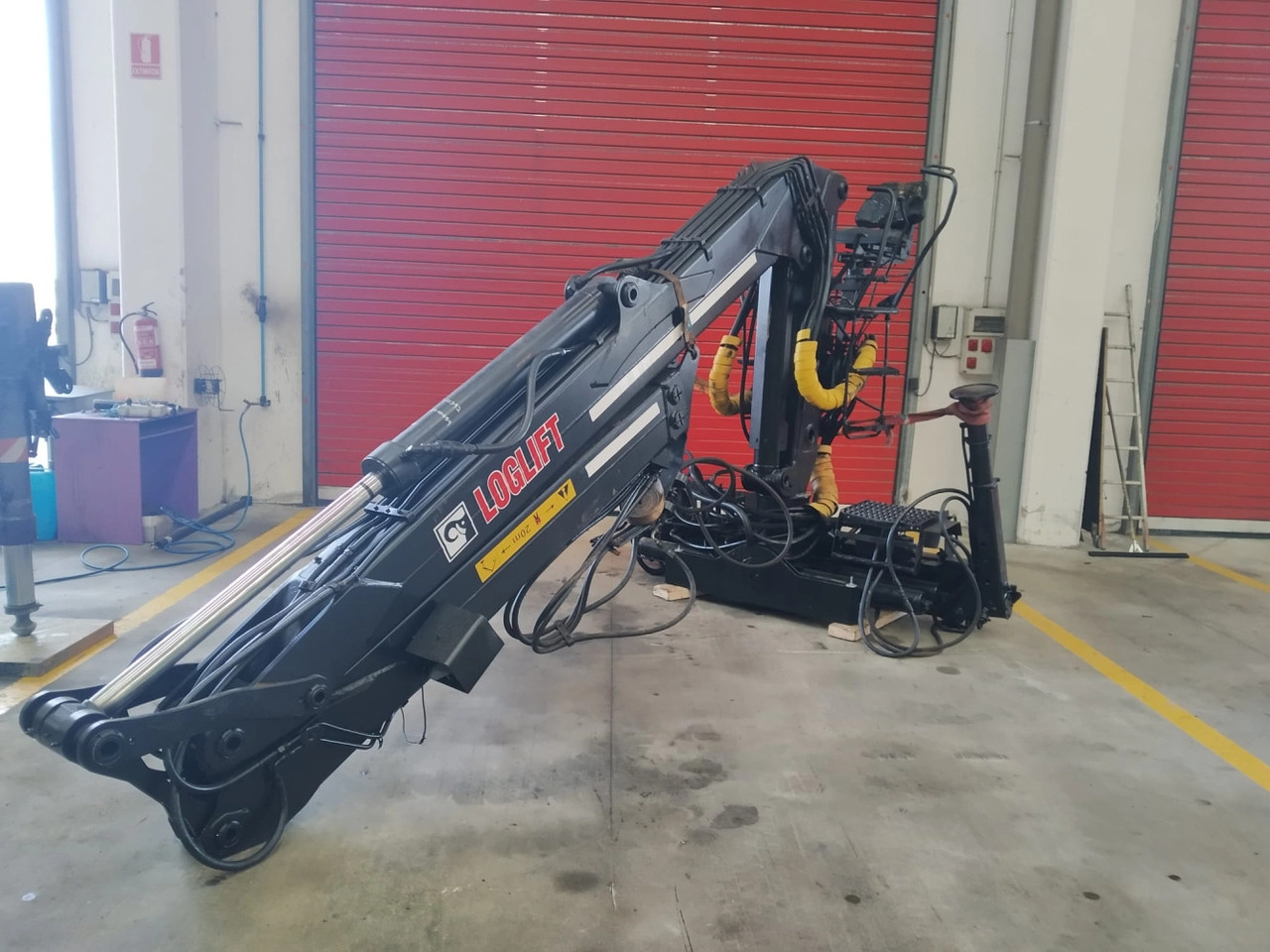Grúa LOGLIFT 120S79R - Grúa para camión para Camión: foto 3 Grúa LOGLIFT 120S79R - Grúa para camión para Camión: foto 3