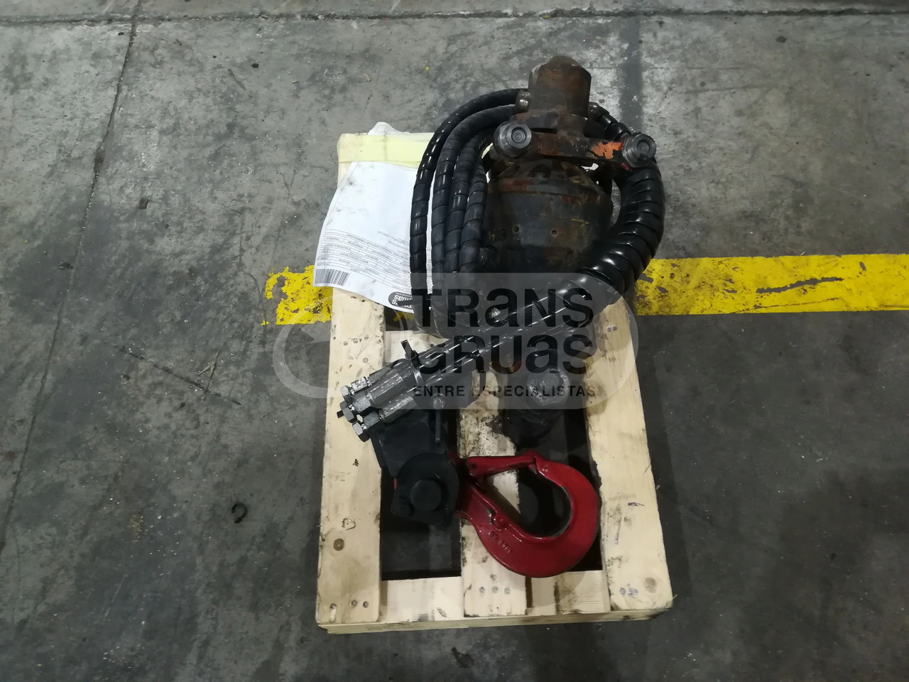 Rotator palfinger + gancho ocasión - Implemento: foto 4 Rotator palfinger + gancho ocasión - Implemento: foto 4