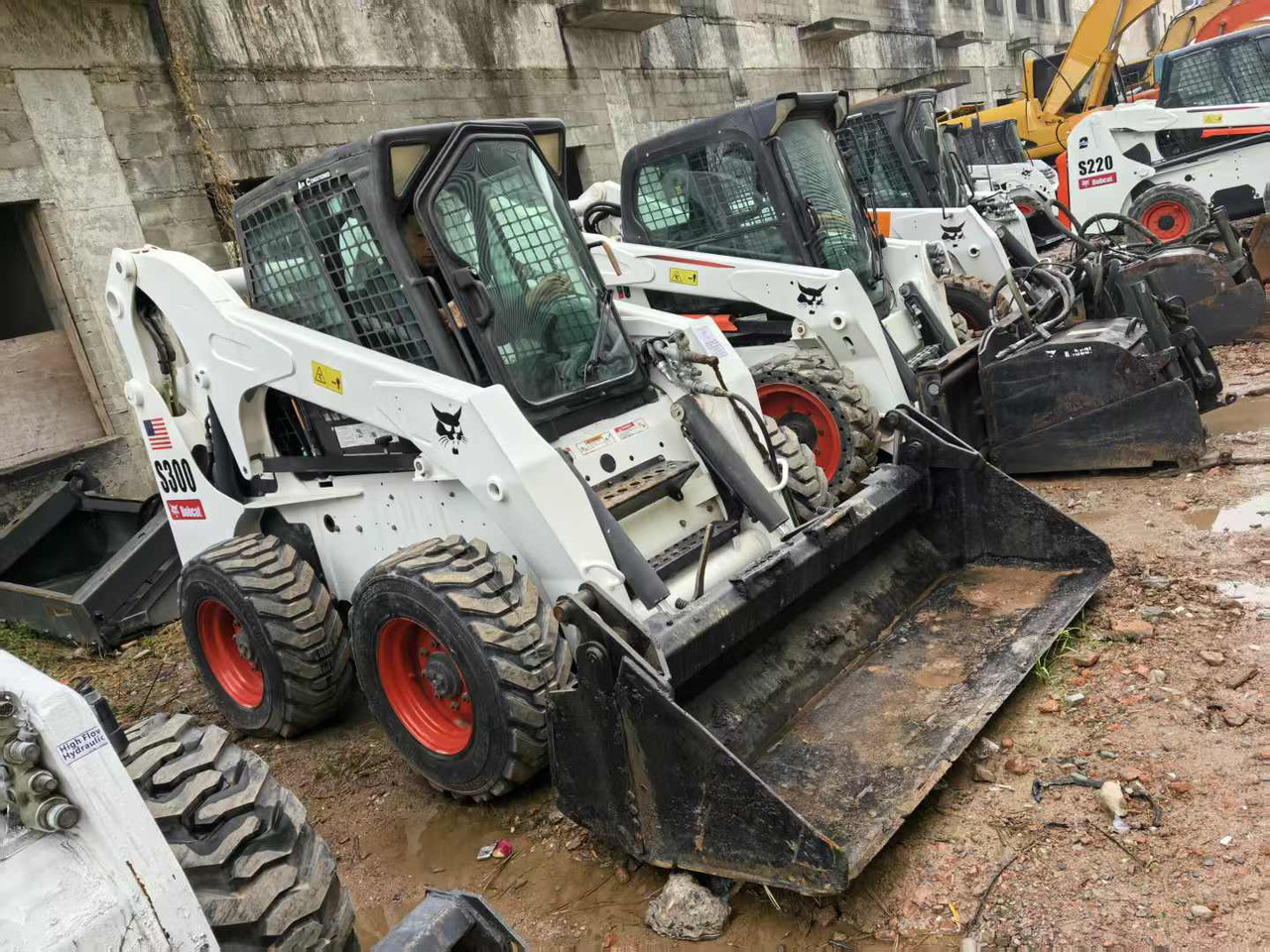 Bobcat S300 - Minicargadora: foto 4 Bobcat S300 - Minicargadora: foto 4