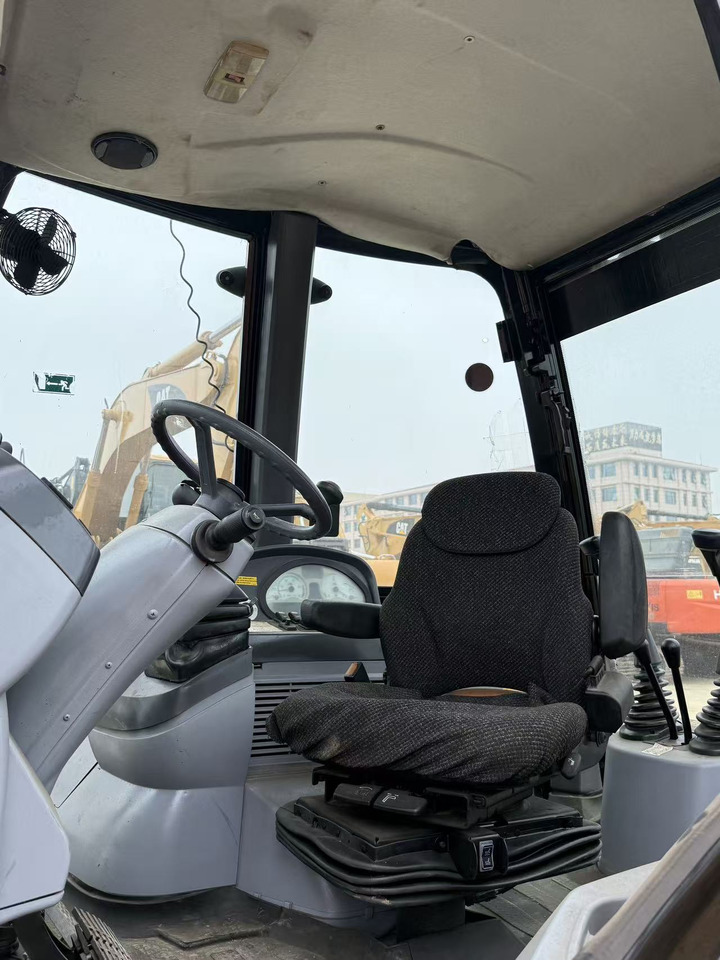 CAT 420F - Retroexcavadora: foto 5 CAT 420F - Retroexcavadora: foto 5