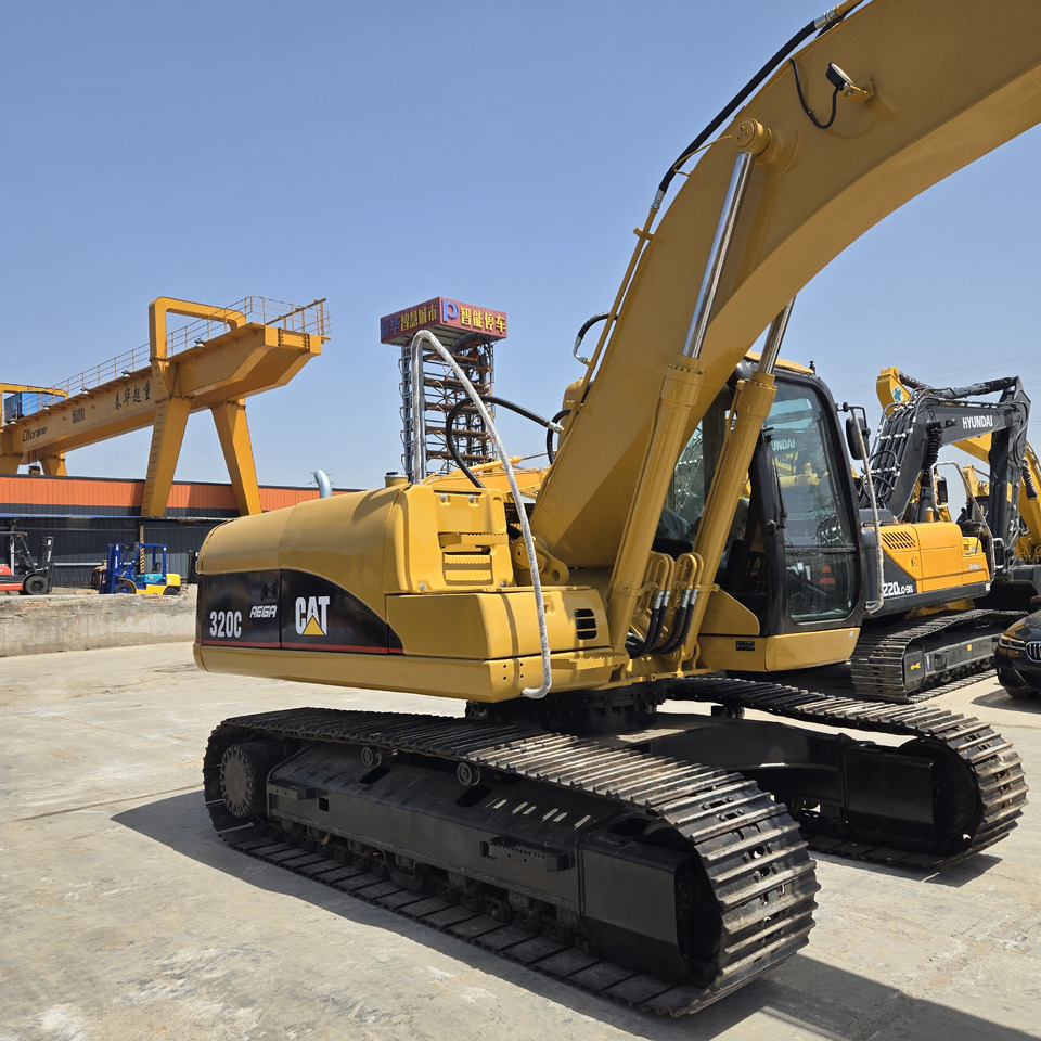 CATERPILLAR 320C - Excavadora: foto 5 CATERPILLAR 320C - Excavadora: foto 5
