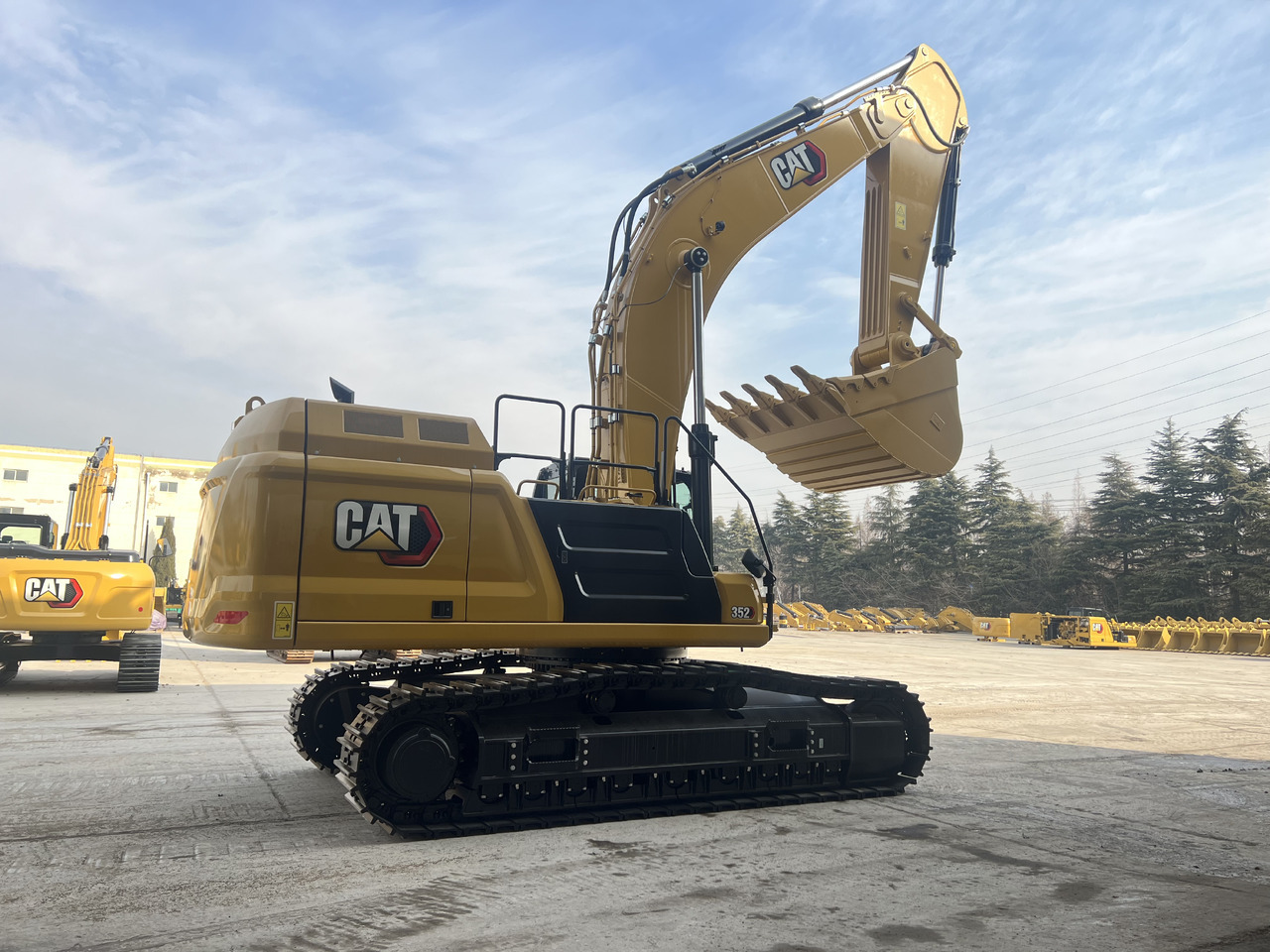 Excavadora de cadenas nuevo Caterpillar 352: foto 8