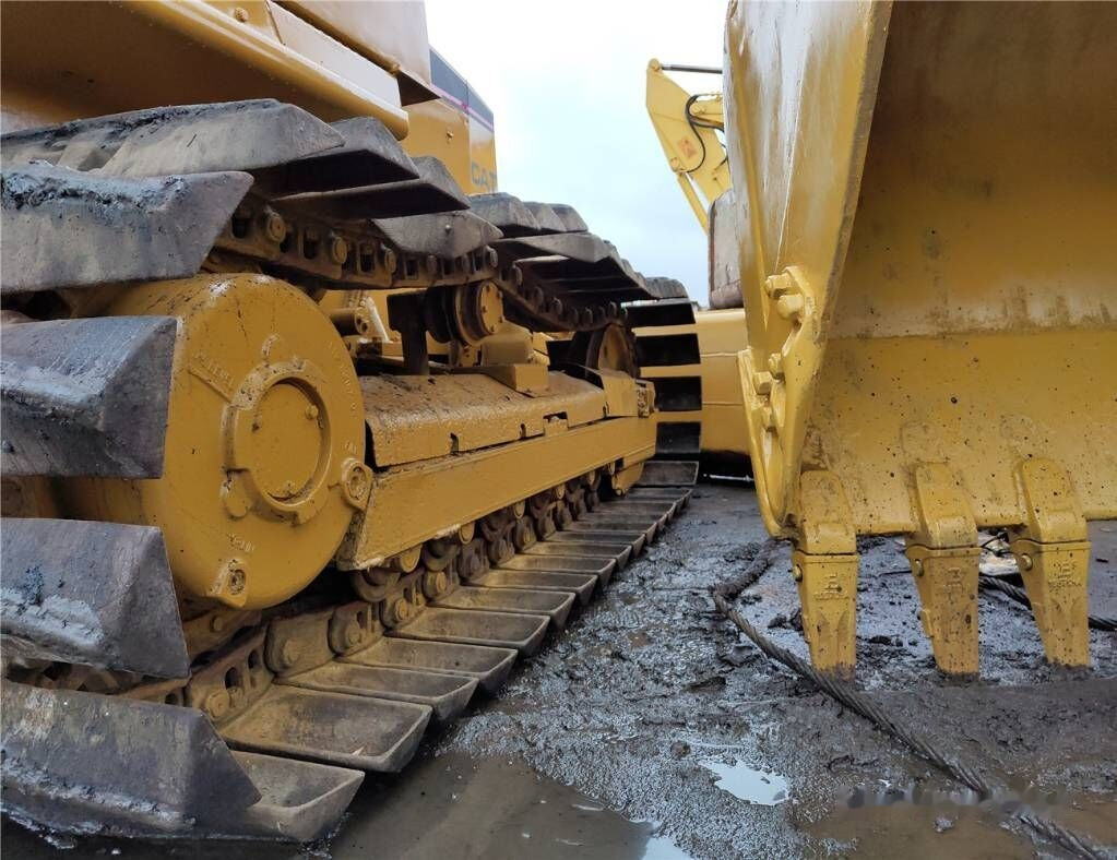 Bulldozer Caterpillar D4C: foto 5