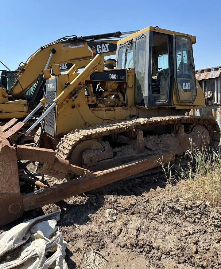 Caterpillar D6G-2 - Bulldozer: foto 3 Caterpillar D6G-2 - Bulldozer: foto 3