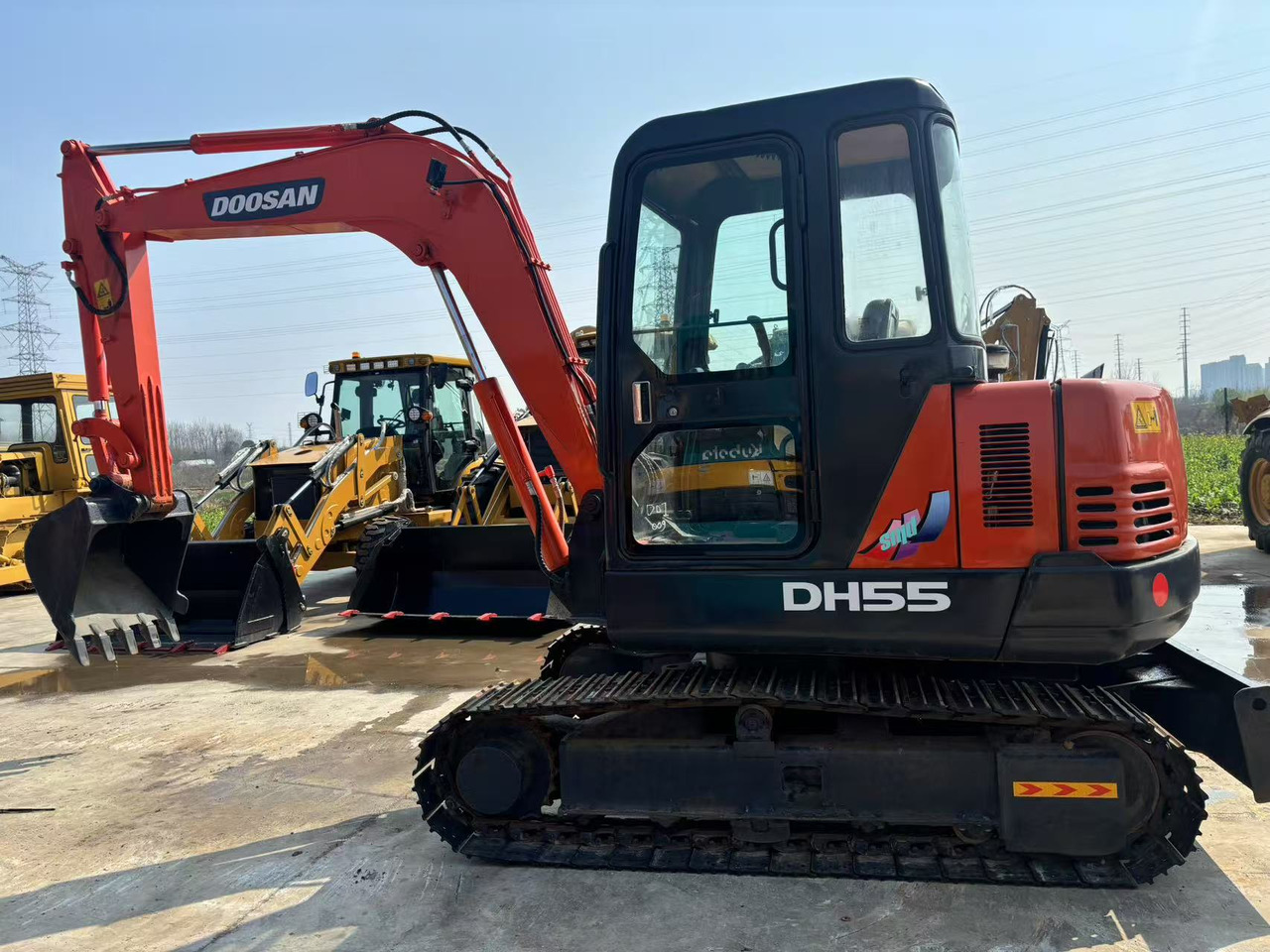 Doosan DH55 - Miniexcavadora: foto 1 Doosan DH55 - Miniexcavadora: foto 1