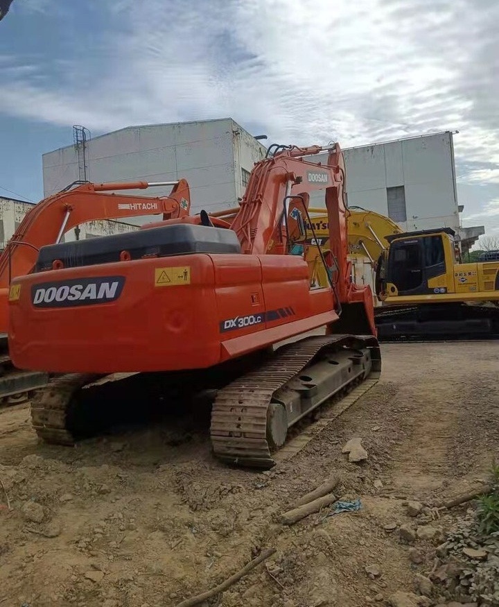 Doosan DX300 - Excavadora de cadenas: foto 2 Doosan DX300 - Excavadora de cadenas: foto 2