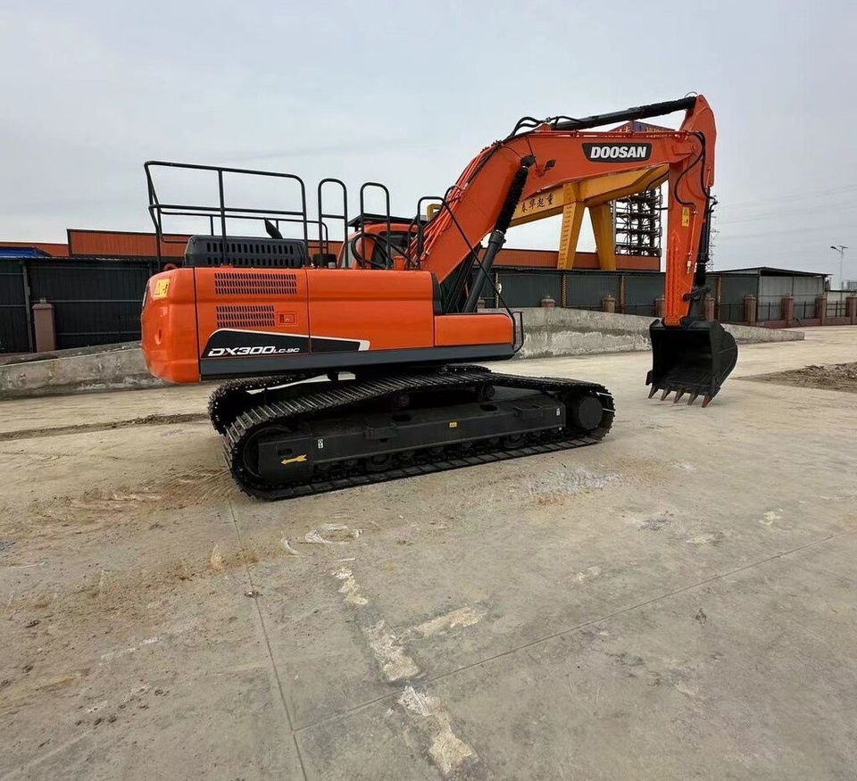 Doosan DX300 - Excavadora de cadenas: foto 3 Doosan DX300 - Excavadora de cadenas: foto 3