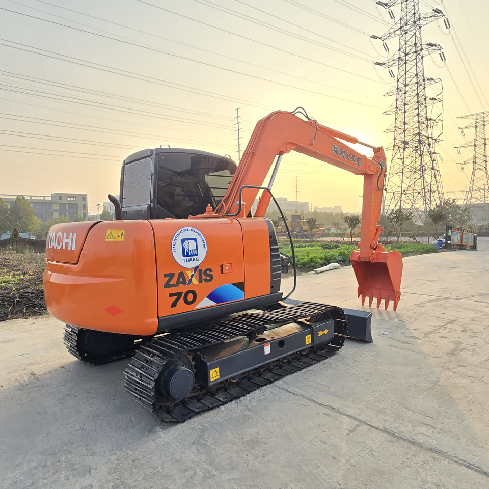 HITACHI ZX70 - Miniexcavadora: foto 2 HITACHI ZX70 - Miniexcavadora: foto 2