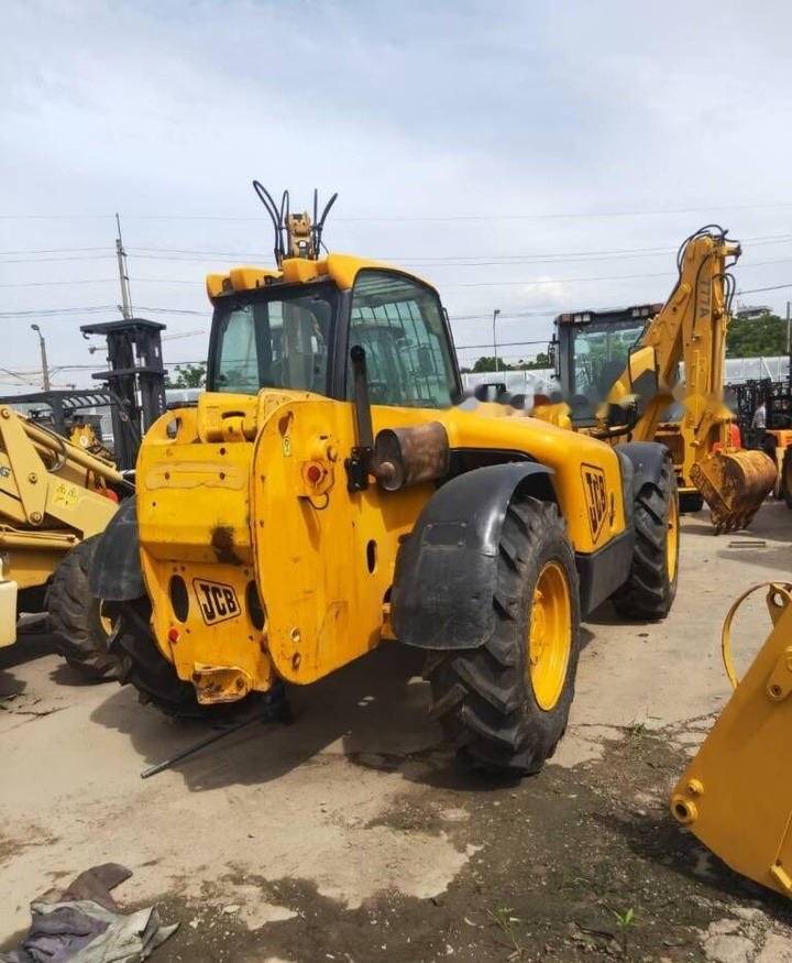 Manipulador telescópico JCB 530-70: foto 7