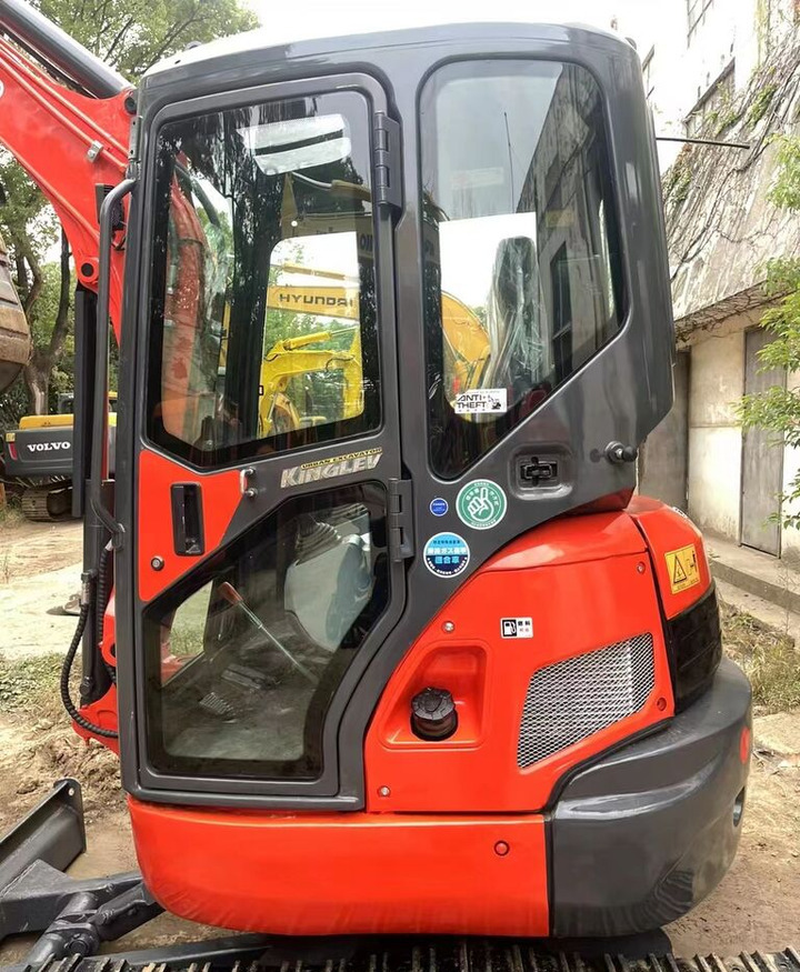 Kubota U35 - Excavadora de cadenas: foto 3 Kubota U35 - Excavadora de cadenas: foto 3