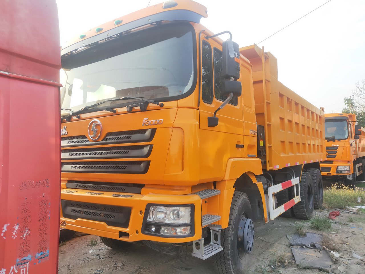 Shacman F3000 6*4 Dump truck - Camión volquete: foto 5 Shacman F3000 6*4 Dump truck - Camión volquete: foto 5
