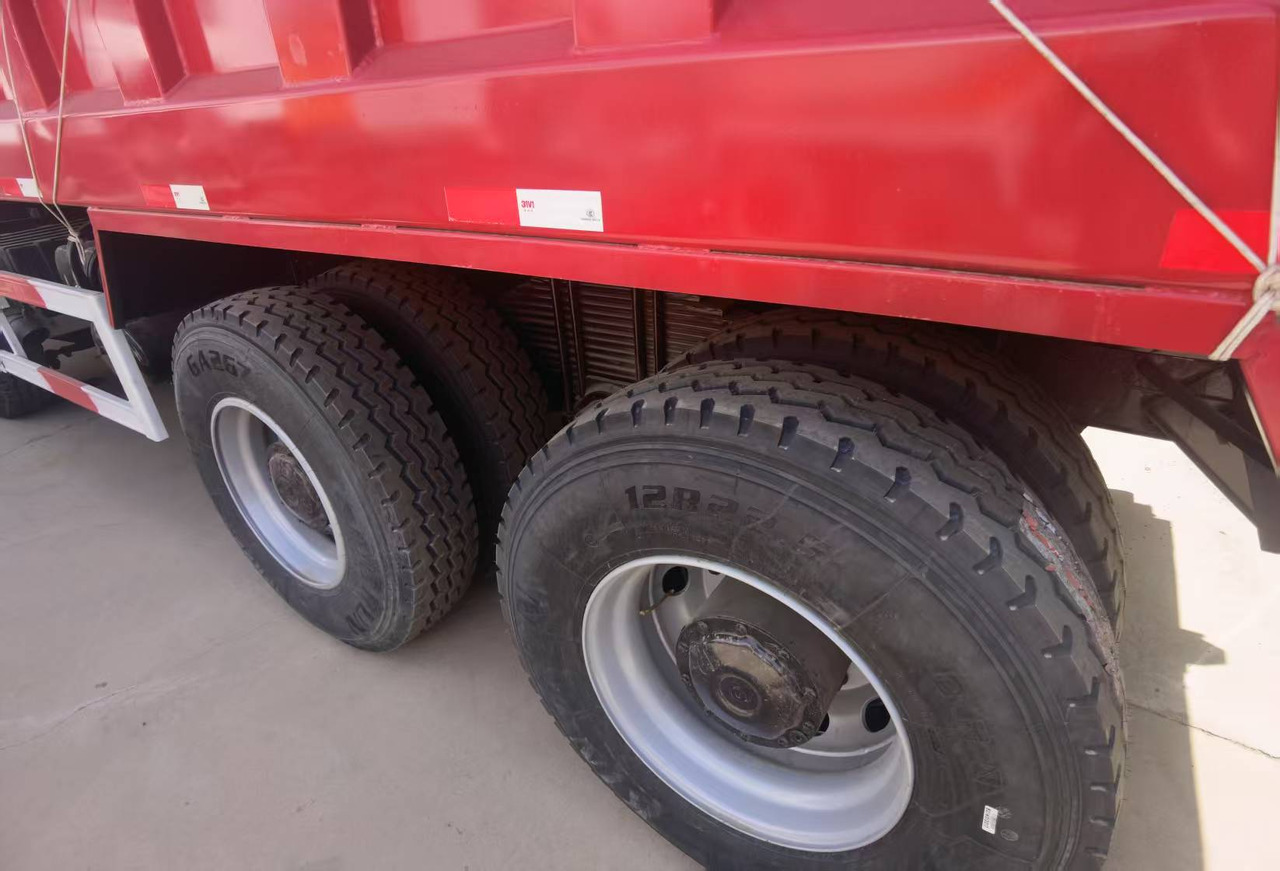 Shacman F3000 8*4 Dump truck - Camión volquete: foto 5 Shacman F3000 8*4 Dump truck - Camión volquete: foto 5