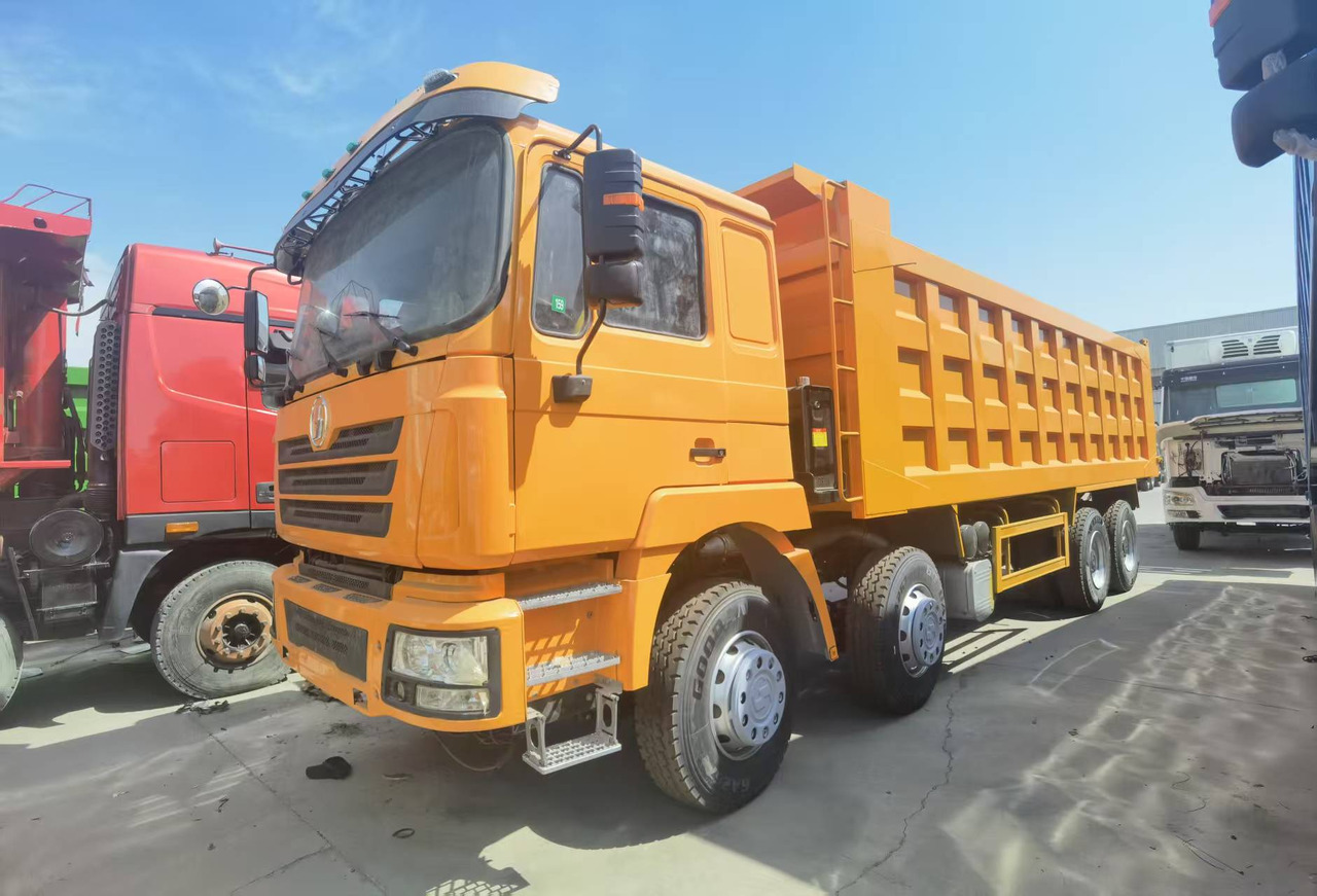 Shacman F3000 8*4 Dump truck - Camión volquete: foto 2 Shacman F3000 8*4 Dump truck - Camión volquete: foto 2