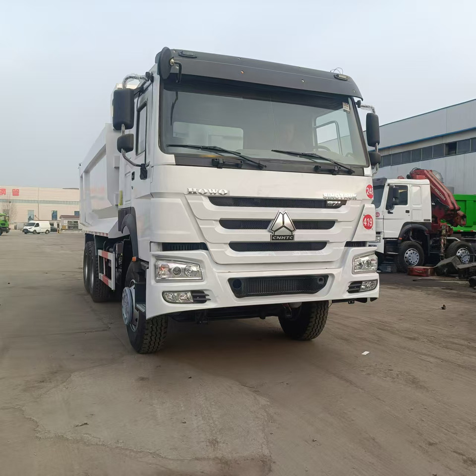 Sinotruk HOWO 371 6*4 Dump truck - Camión volquete: foto 2 Sinotruk HOWO 371 6*4 Dump truck - Camión volquete: foto 2