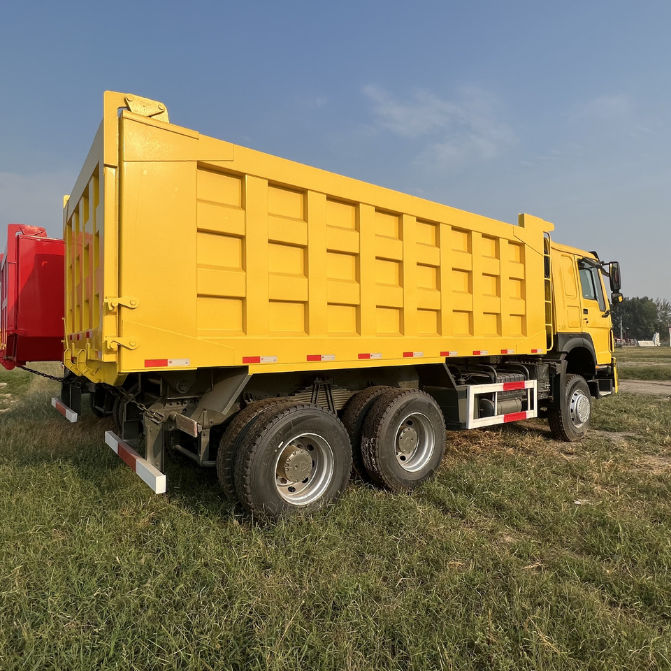 Sinotruk HOWO 371 6*4 Dump truck - Camión volquete: foto 3 Sinotruk HOWO 371 6*4 Dump truck - Camión volquete: foto 3