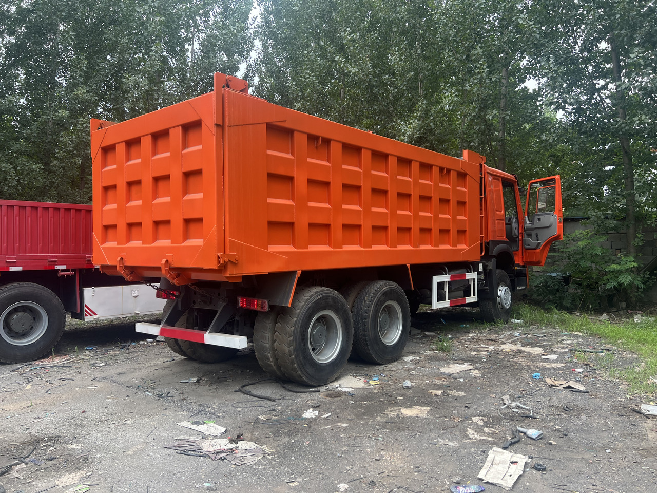 Sinotruk HOWO 371 - Minidumper: foto 4 Sinotruk HOWO 371 - Minidumper: foto 4