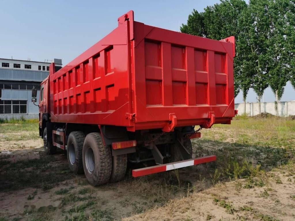 Sinotruk HOWO 6*4 Dump truck - Camión volquete: foto 2 Sinotruk HOWO 6*4 Dump truck - Camión volquete: foto 2