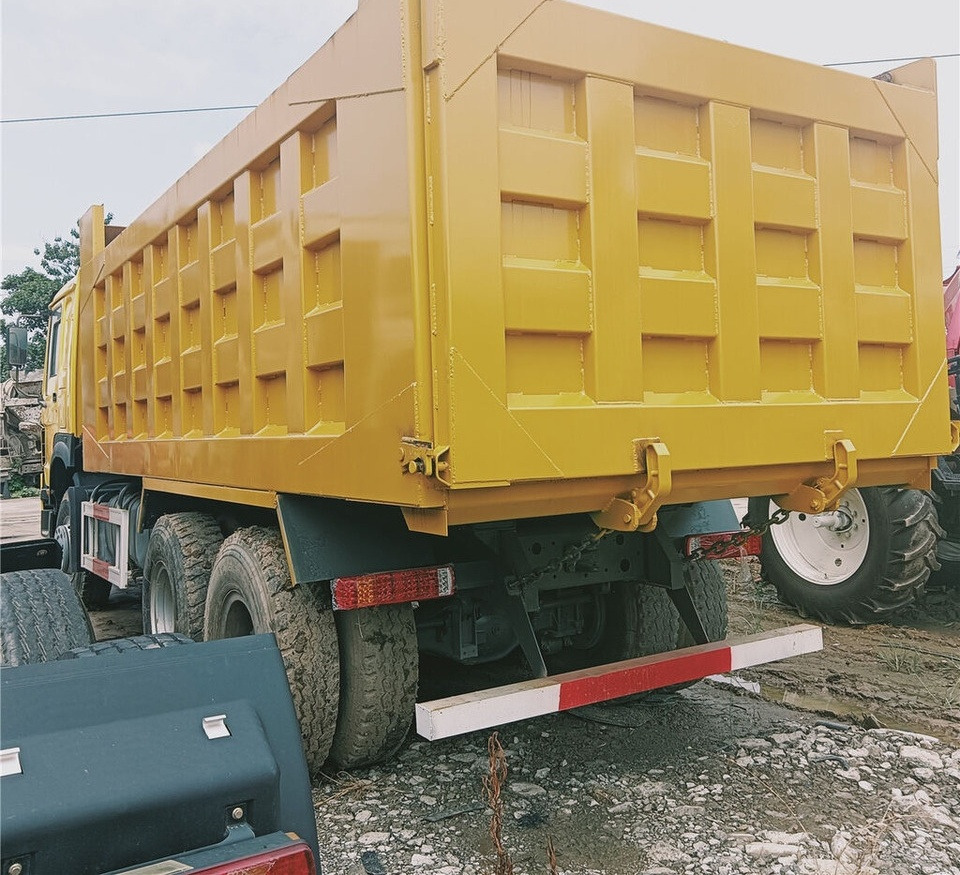Sinotruk HOWO 6*4 Dump truck - Camión volquete: foto 3 Sinotruk HOWO 6*4 Dump truck - Camión volquete: foto 3