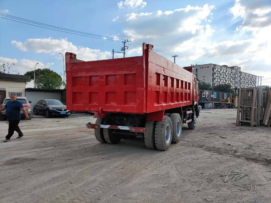 Camión volquete Sinotruk Howo: foto 6