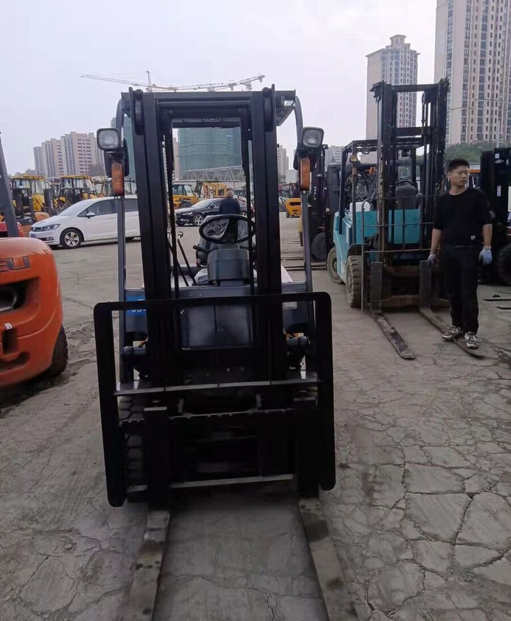 TCM FB15 Electric Forklift Truck - Carretilla elevadora eléctrica: foto 5 TCM FB15 Electric Forklift Truck - Carretilla elevadora eléctrica: foto 5