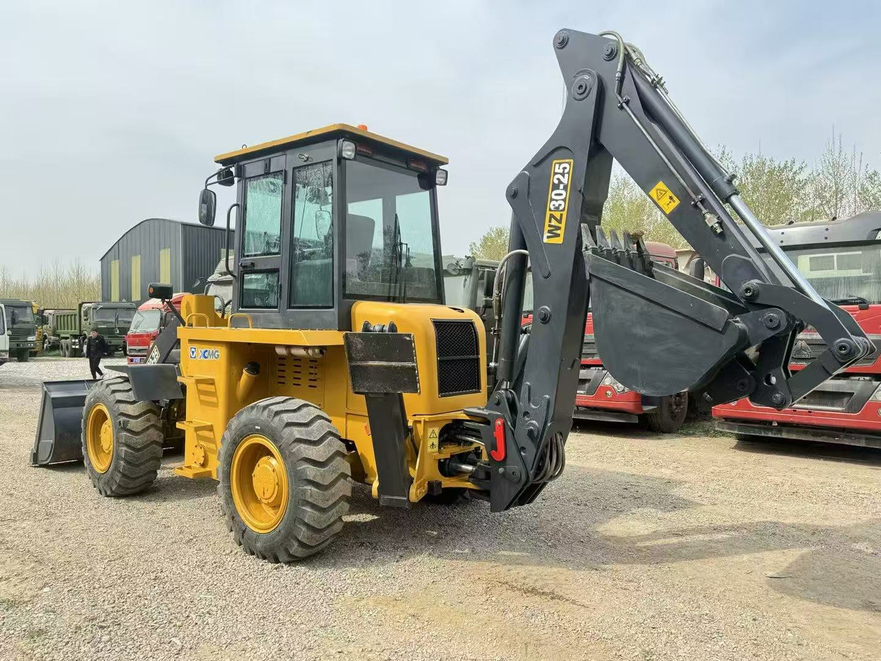 XCMG 30-25 - Retroexcavadora: foto 4 XCMG 30-25 - Retroexcavadora: foto 4