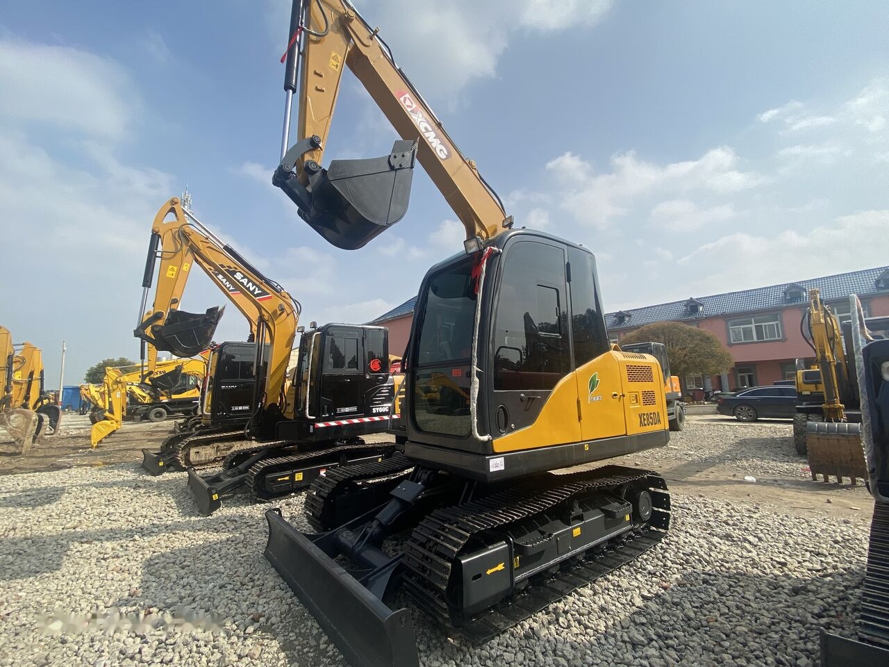 XCMG XE85DA - Excavadora de cadenas: foto 1 XCMG XE85DA - Excavadora de cadenas: foto 1